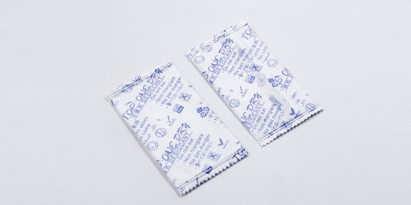 高端服飾養(yǎng)護神器｜氯化鈣干燥劑，留住衣物原生質(zhì)感